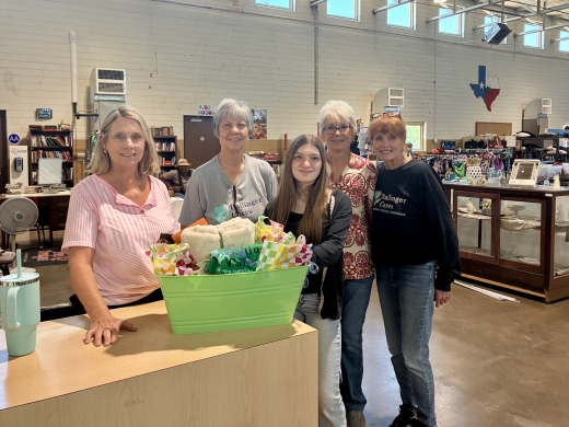 ballinger-cares-volunteer